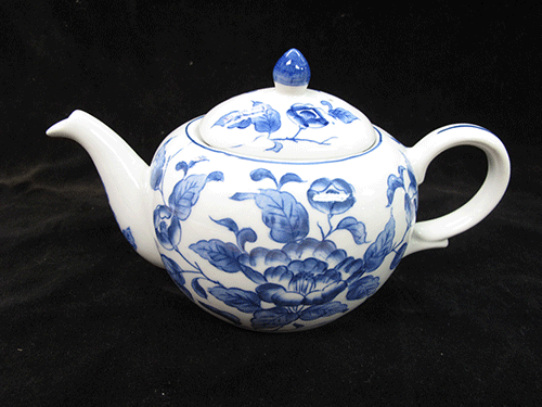 Porcelain-Teapot